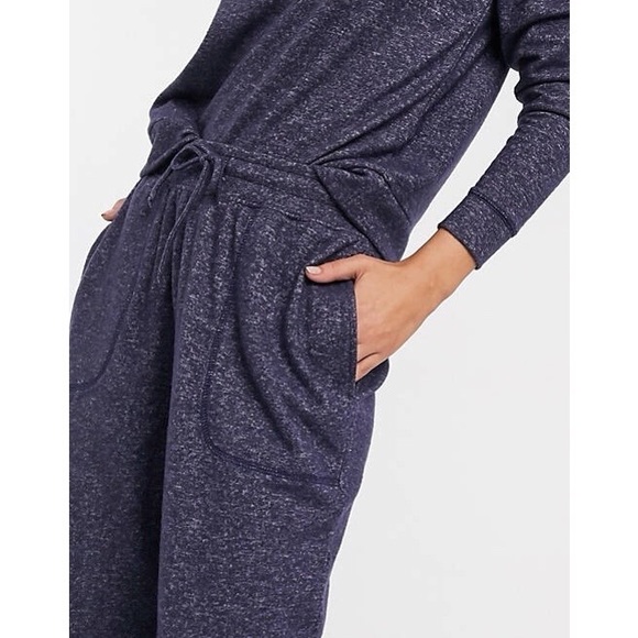 ASOS Matching Set (Loungewear) - Picture 5 of 11